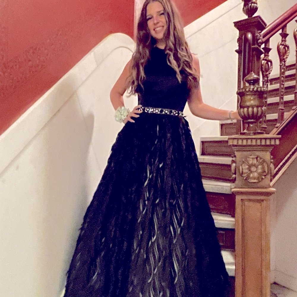 Stunning&unique prom special formal occasion dress. Black halter textured skirt
